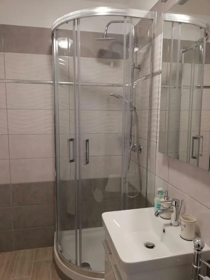 Apartment White Pula