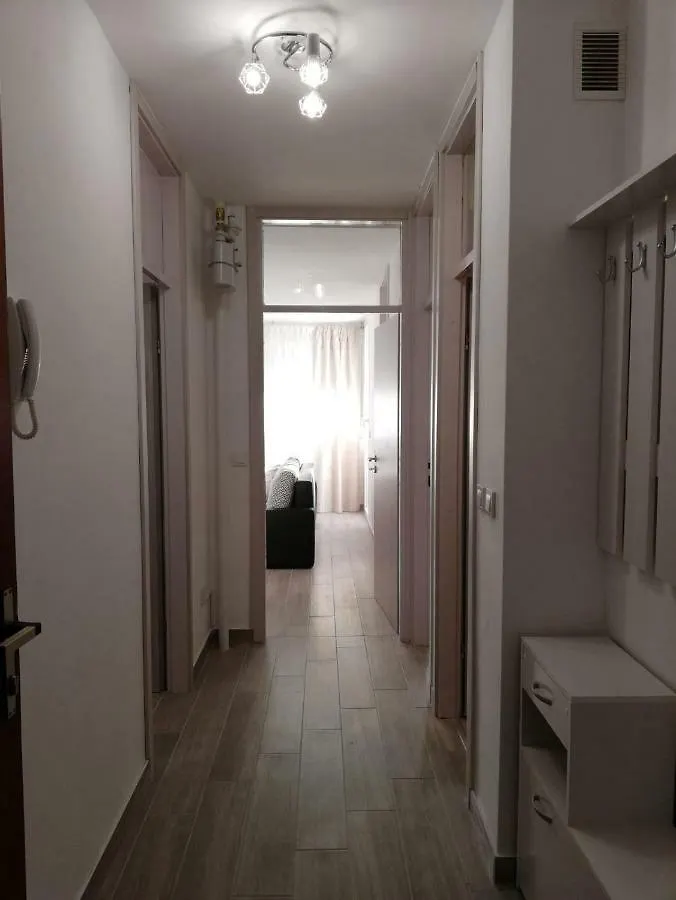 Apartment White Pula 0*,  Croatia